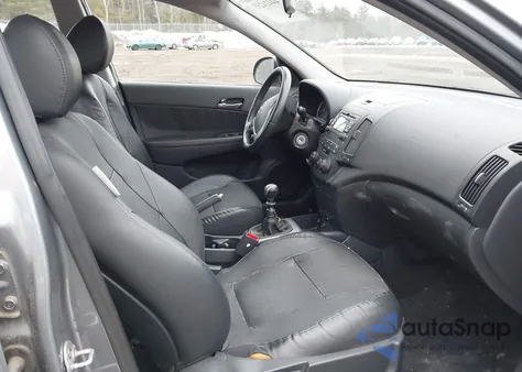 2011 Hyundai Elantra Touring Se из США, поврежденный, VIN KMHDC8AE2BU089725